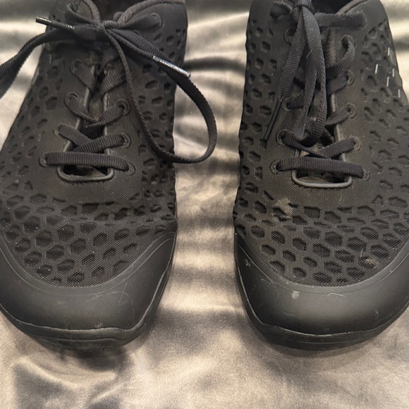 Vivo Barefoot Black Athletic Shoes Stealth Sz 41L - Picture 8 of 9